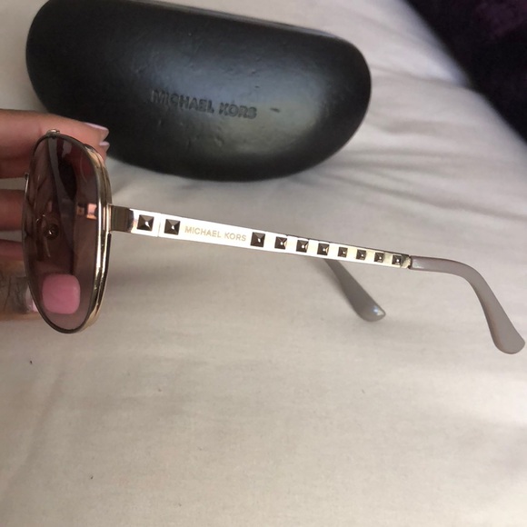Michael Kors sunglasses - Picture 2 of 3
